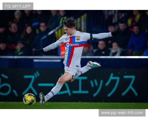 佩德里中路直塞打穿防线